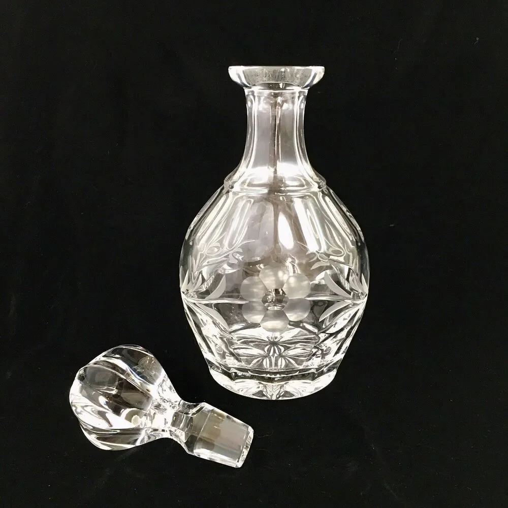 Gorham Crystal Wine Decanter 11” Tall “Spring Meadow” Clear